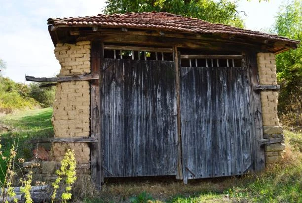 Common Mistakes to Avoid During Shed Removal in North Bergen, NJ